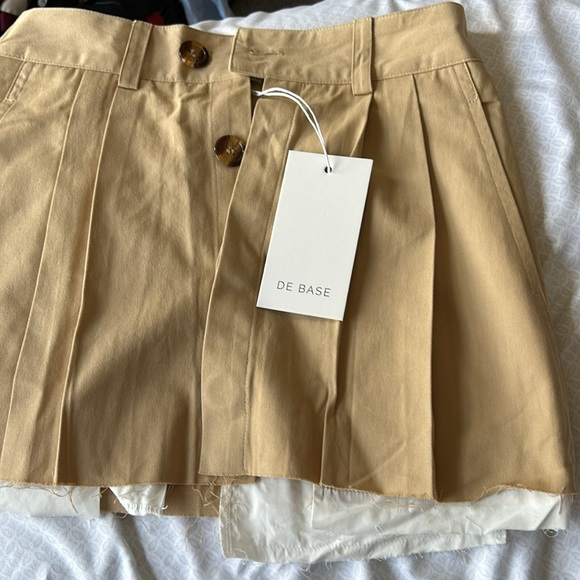 DE BASE MINI SKIRT SIZE XS NWT - Picture 6 of 8